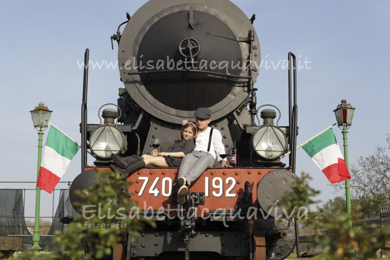 The Locomotor - Steam Engine - The train of desires